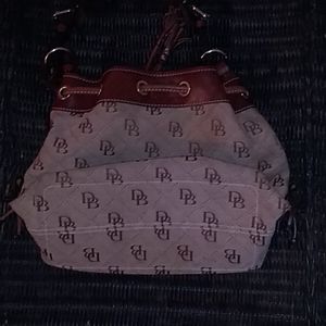 Dooney&Bourke 1975 bag